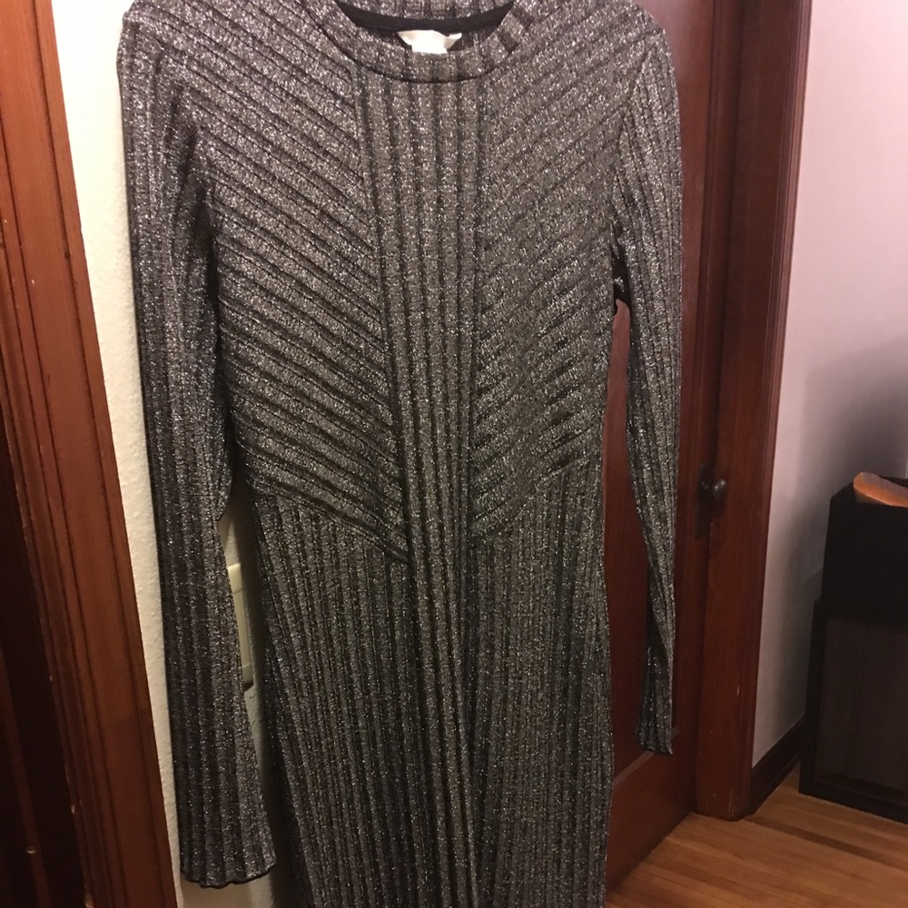 HM Sparkly Gold and Black dress!